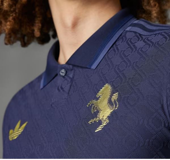 Replica Camiseta Juventus trebol Player