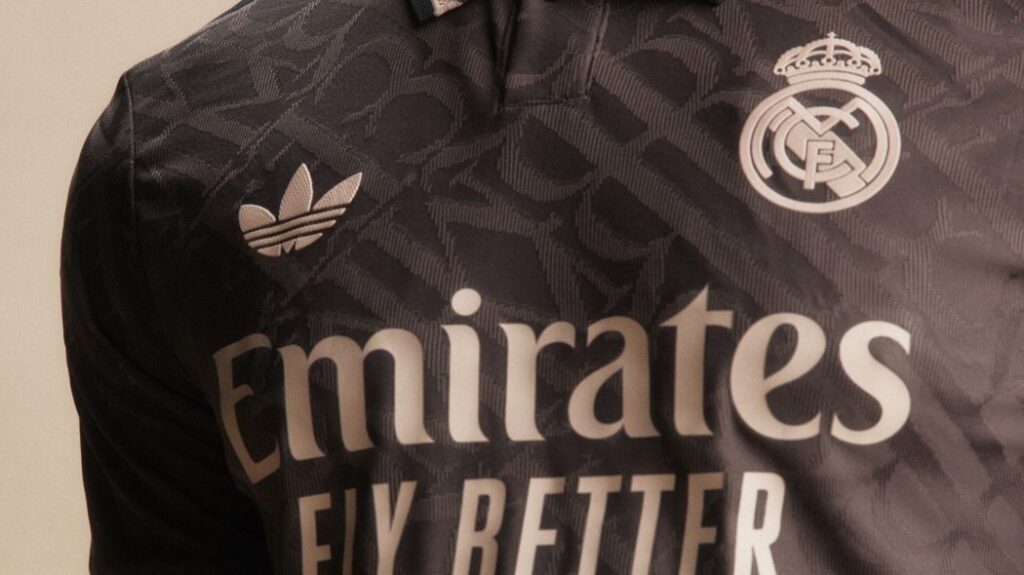 Replica Camiseta Real Madrid trebol Player